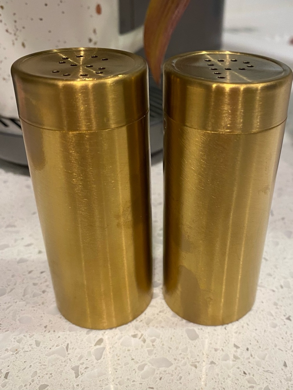 Gold tone salt and pepper shaker set New